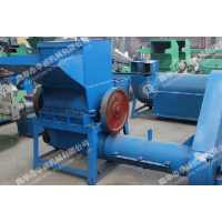 【華誠(chéng)機(jī)械】粉碎機(jī)