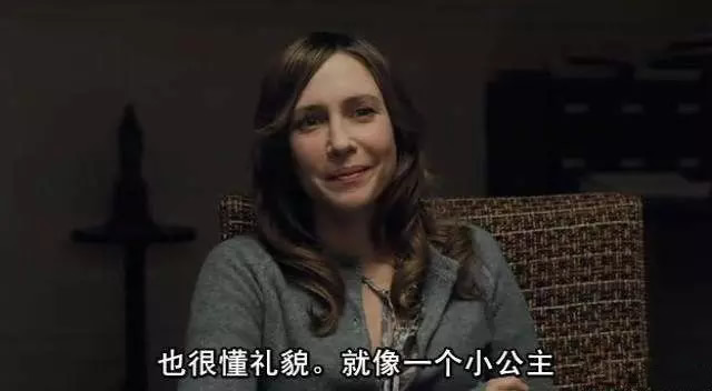現(xiàn)實(shí)版孤兒怨VS電影版《孤兒怨》現(xiàn)實(shí)永遠(yuǎn)比電影更恐怖，太嚇人了！