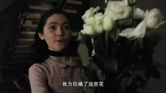 現(xiàn)實(shí)版孤兒怨VS電影版《孤兒怨》現(xiàn)實(shí)永遠(yuǎn)比電影更恐怖，太嚇人了！